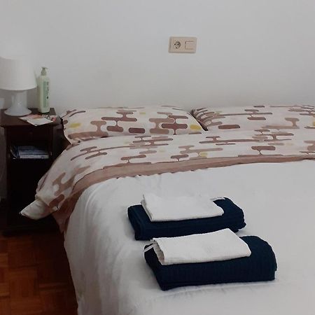 Habitacion Doble Privada En Figueres Luaran gambar